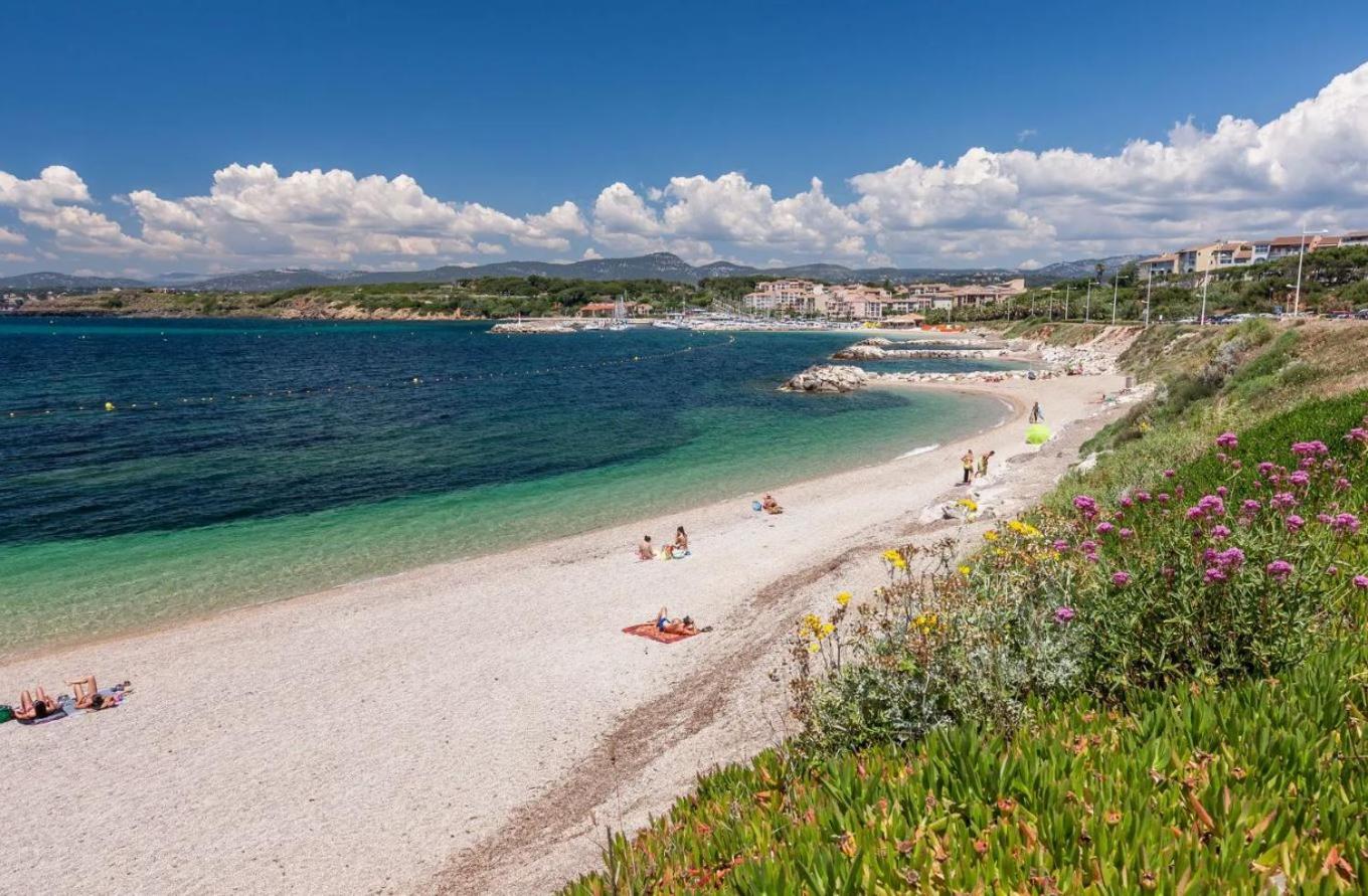 A Pieds Nus Jusqu'A La Mer Six-Fours-les-Plages Esterno foto
