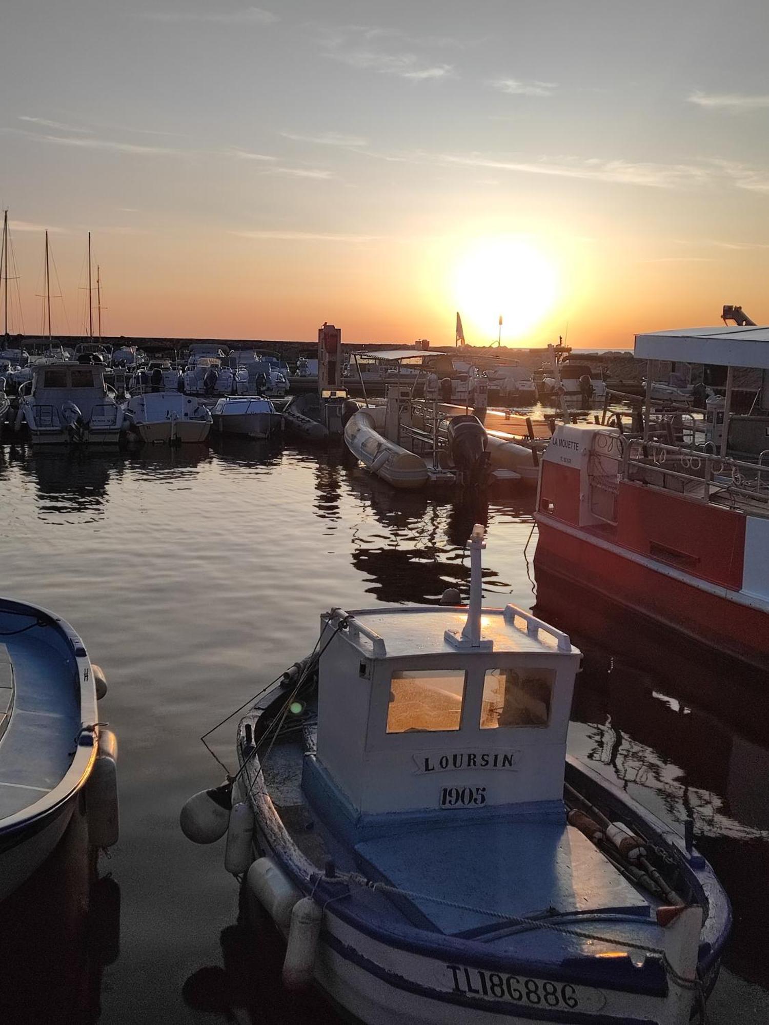 A Pieds Nus Jusqu'A La Mer Six-Fours-les-Plages Esterno foto